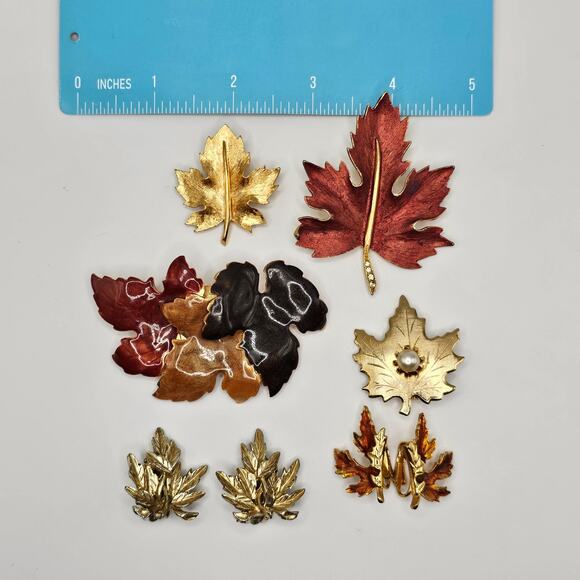 Vintage Brooch Costume Jewelry Bundle Clip On Earrings Fall Autumn Leaves - Picture 11 of 12